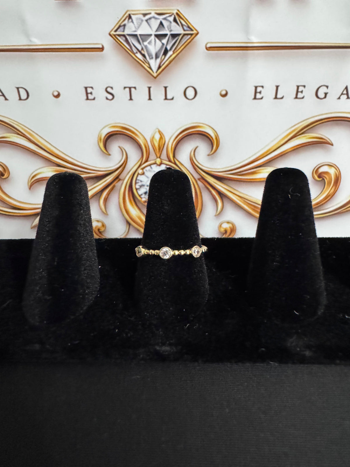 Elegante anillo de mujer